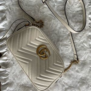 Gucci Marmont Matalesse in cream